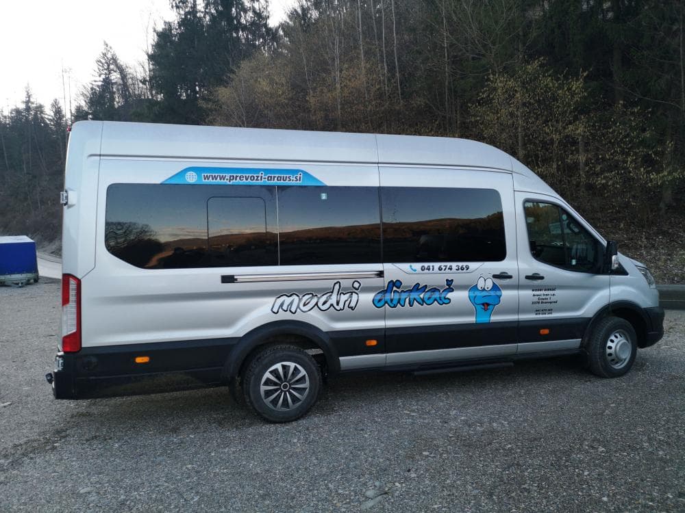 Modri Dirkač
