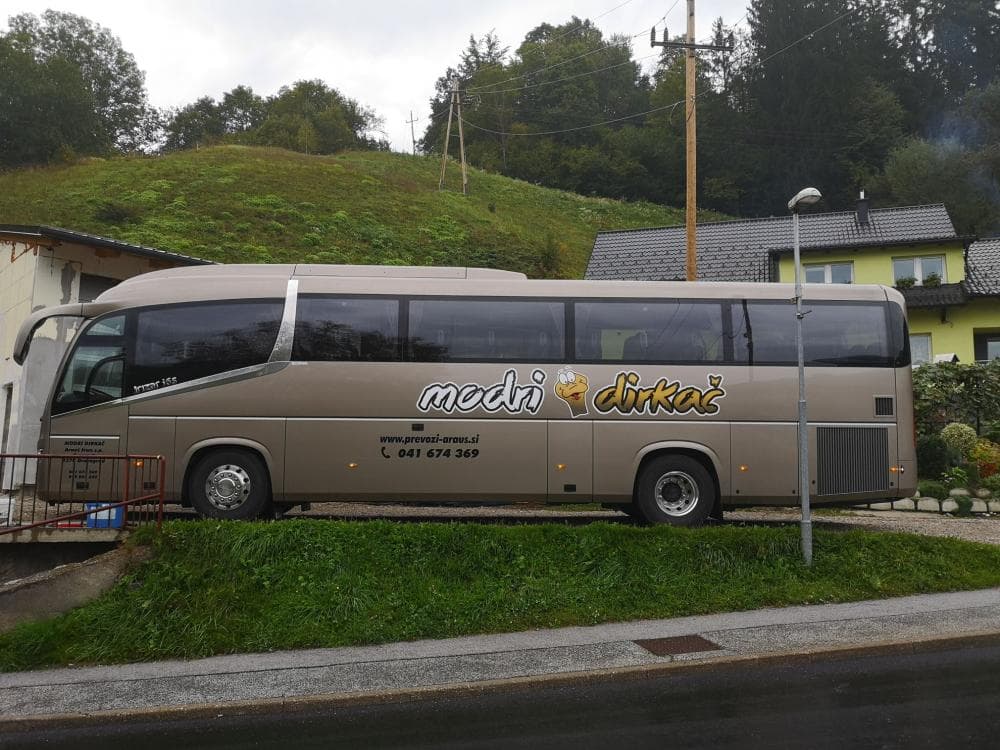 Modri Dirkač